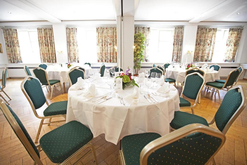 Hotel Hirsch ليونبيرغ المظهر الخارجي الصورة