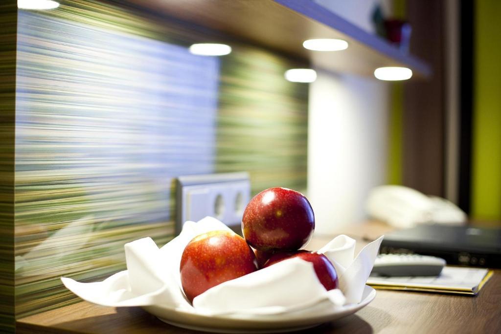 Hotel Hirsch ليونبيرغ الغرفة الصورة